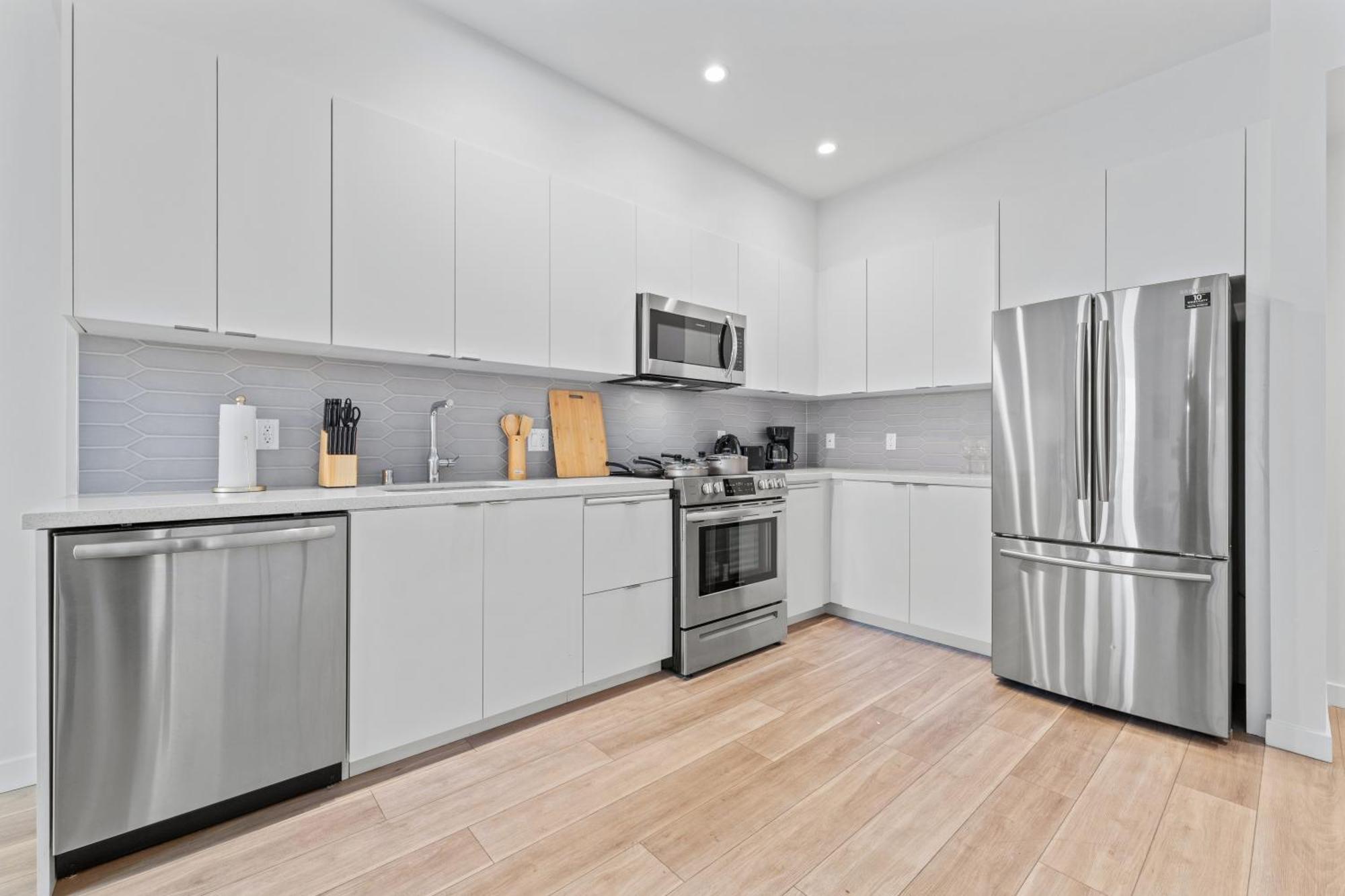 Stylish La Prime Location In Wilshire Blvd * Los Angeles