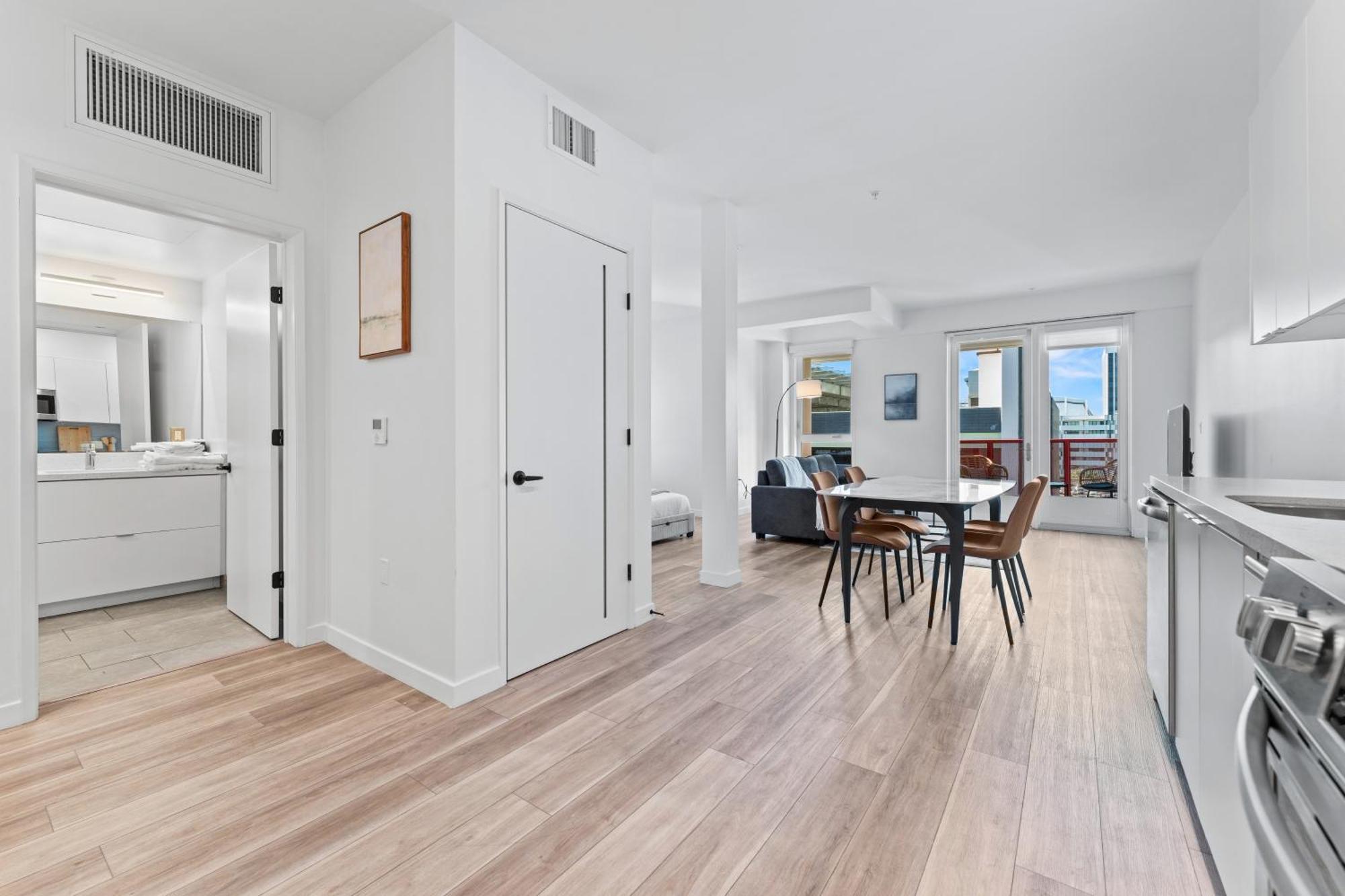 Apartment Stylish La Prime Location In Wilshire Blvd *
