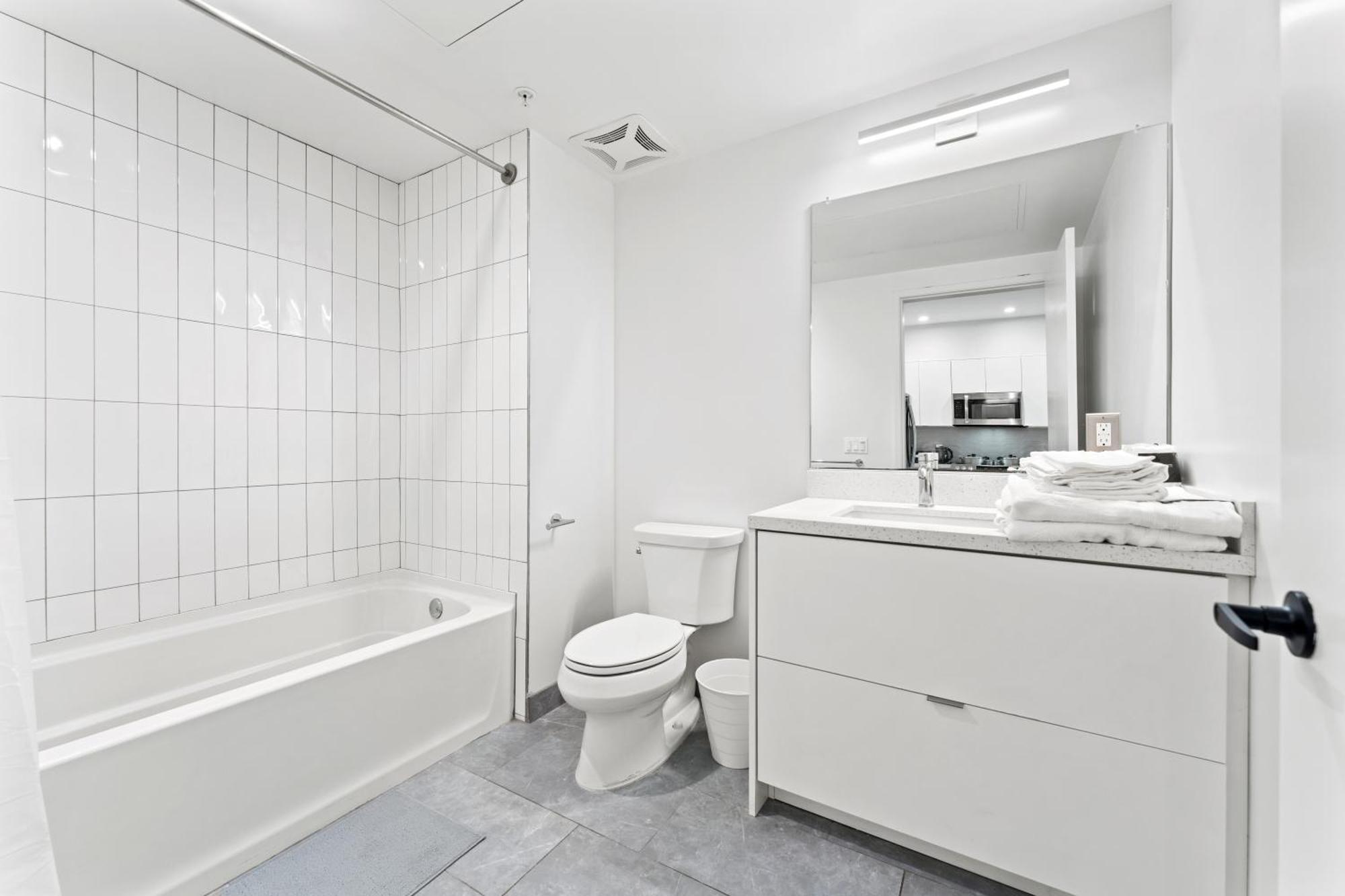 Stylish La Prime Location In Wilshire Blvd Apartment *