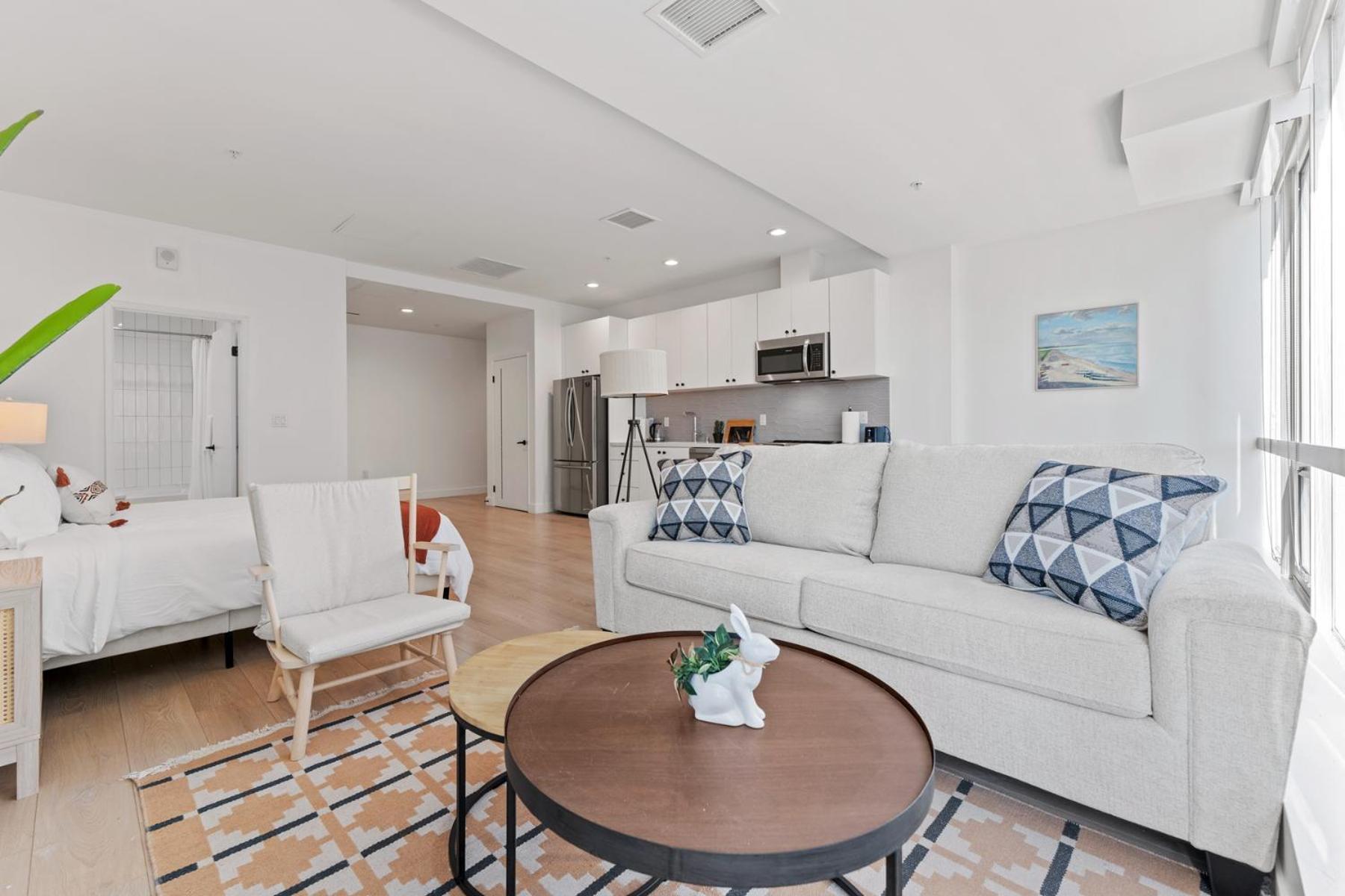 Apartment Stylish La Prime Location In Wilshire Blvd *